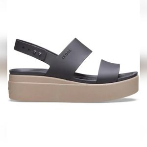 Crocs Brooklyn Low Wedge Sandals 🖤